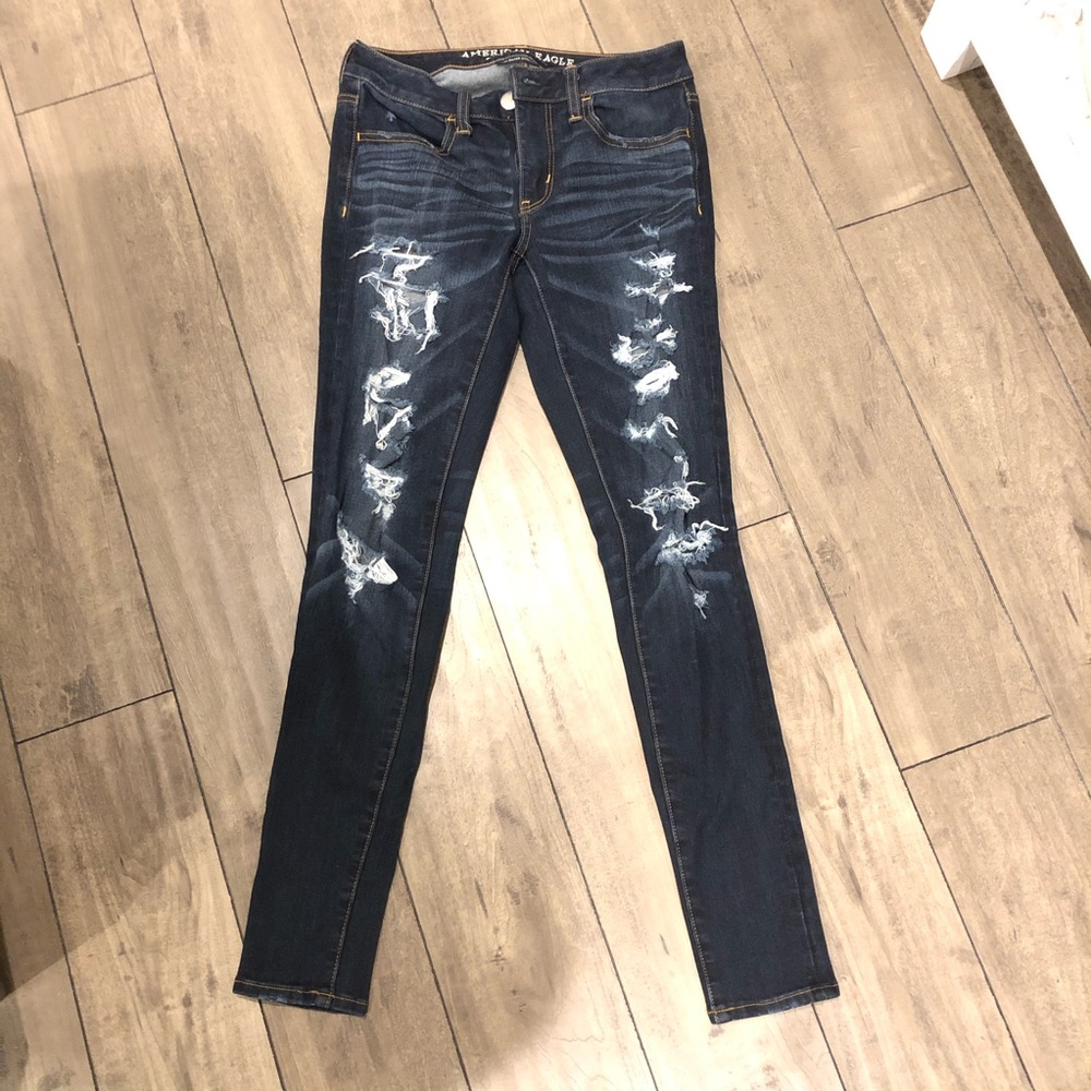 American Eagle distressed skinny jeans